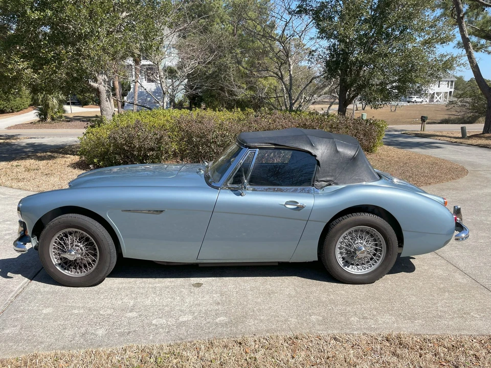 1965 Austin-Healey 3000 Mark III - Image 14 of 31