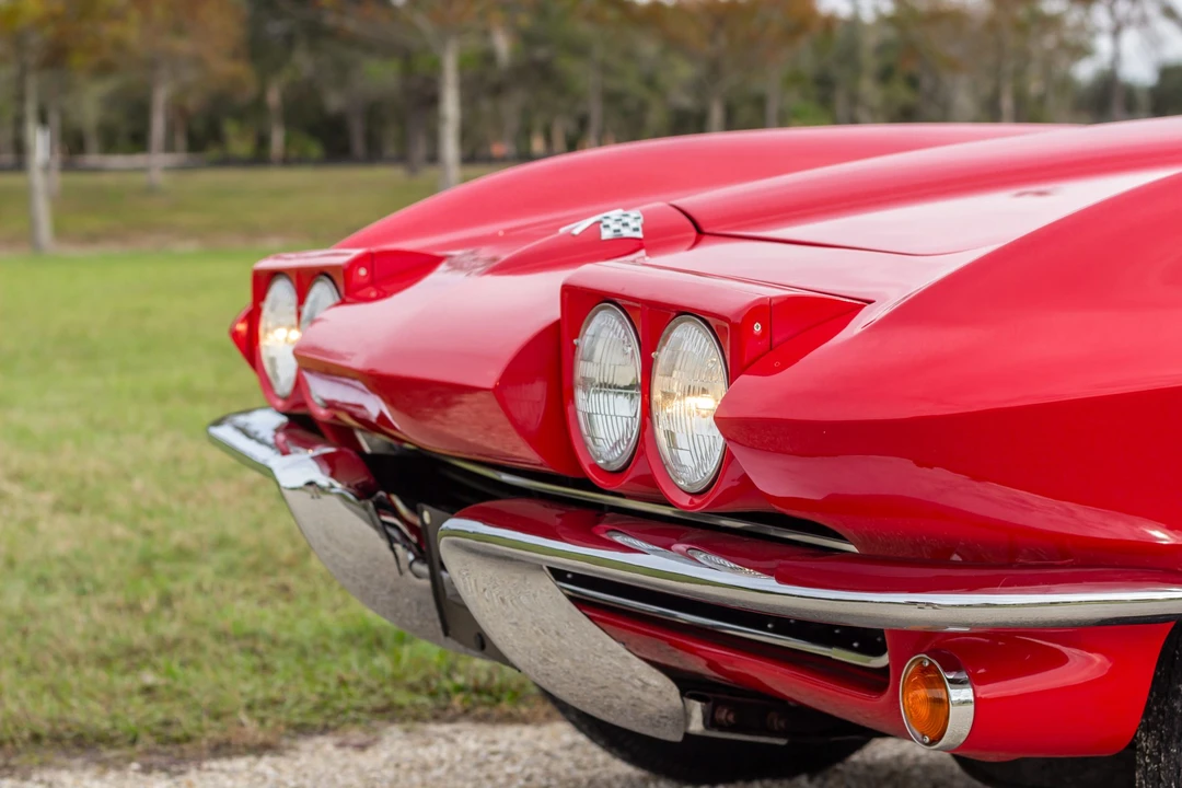 1965 Chevrolet Corvette C2 - Image 22 of 31