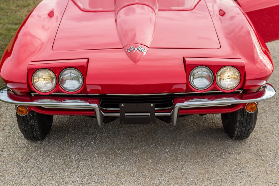 1965 Chevrolet Corvette C2 - Image 19 of 31