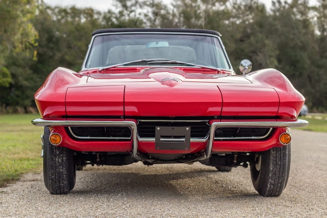 1965 Chevrolet Corvette C2 - Image 10 of 31