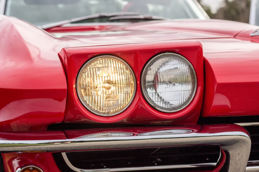 1965 Chevrolet Corvette C2 - Image 20 of 31