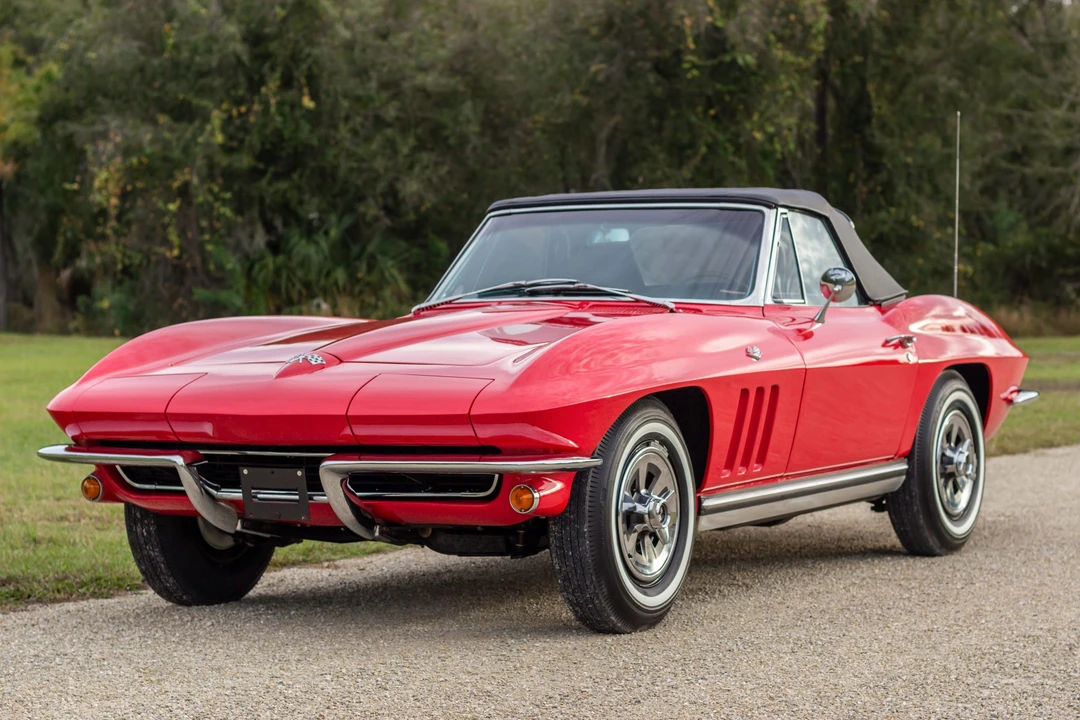 1965 Chevrolet Corvette C2 - Image 9 of 31