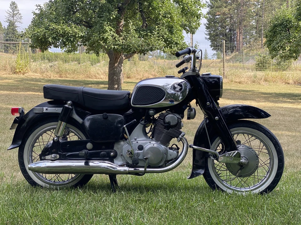 1965 Honda C71 & C72 & C76 & C77 Dream - Image 5 of 31