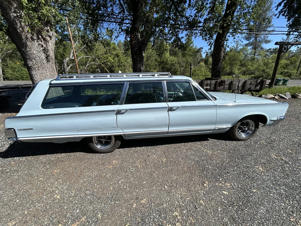 1966 Chrysler Town & Country - Image 8 of 31