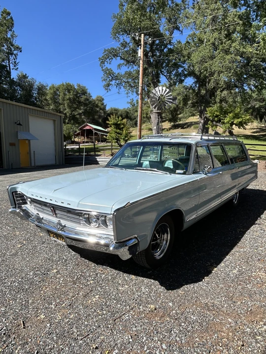 1966 Chrysler Town & Country - Image 4 of 31