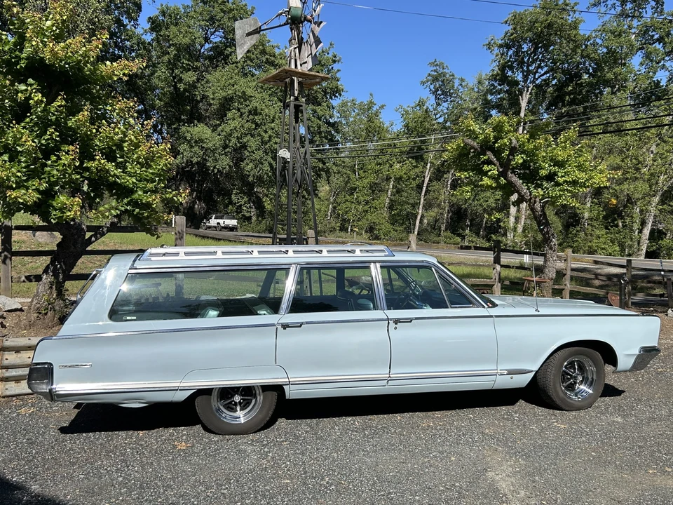 1966 Chrysler Town & Country - Image 9 of 31
