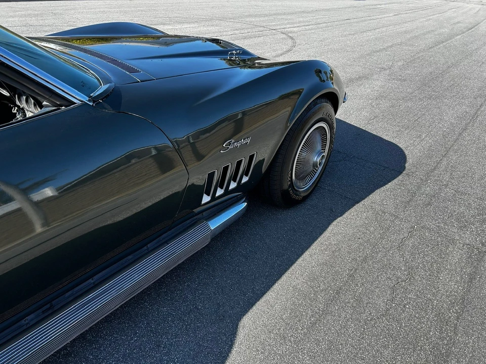 1969 Chevrolet Corvette C3 - Image 16 of 31