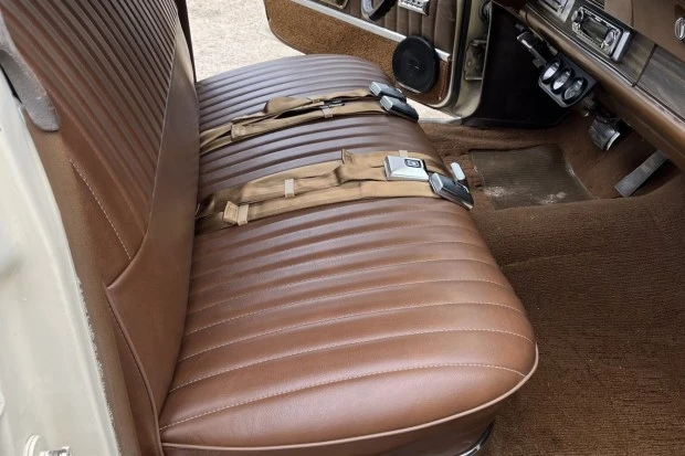 1972 Oldsmobile Vista Cruiser - Image 4 of 8