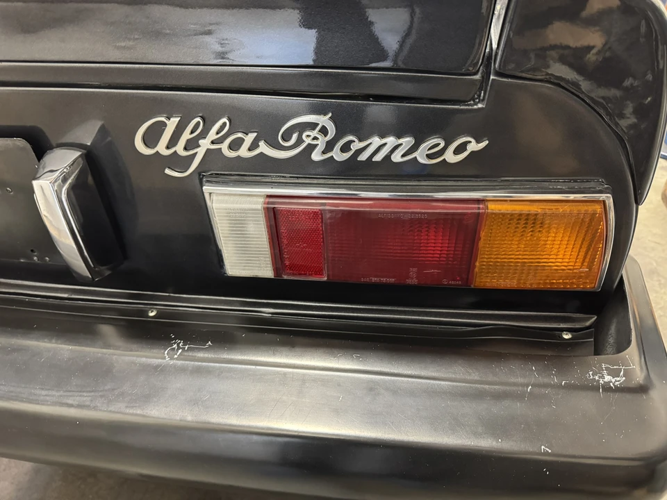 1982 Alfa Romeo Series 3 - Image 25 of 31