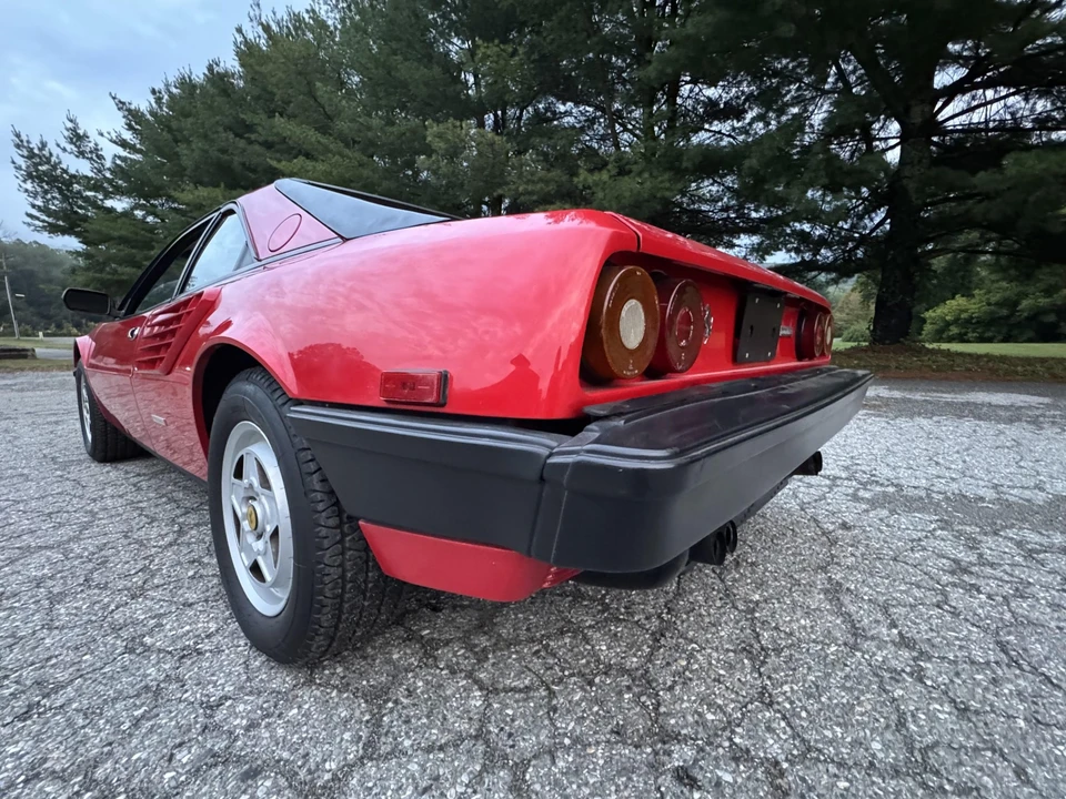 1982 Ferrari Mondial 8 - Image 26 of 31
