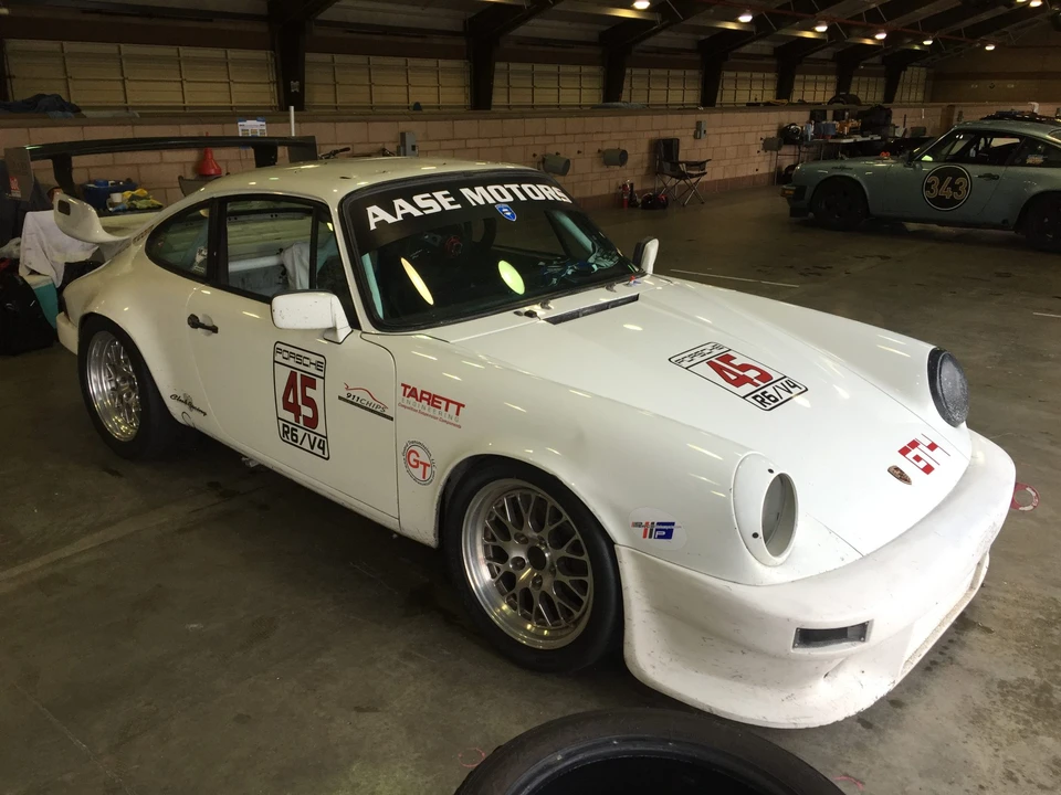 1986 Porsche 911 Carrera 3.2 - Image 16 of 31