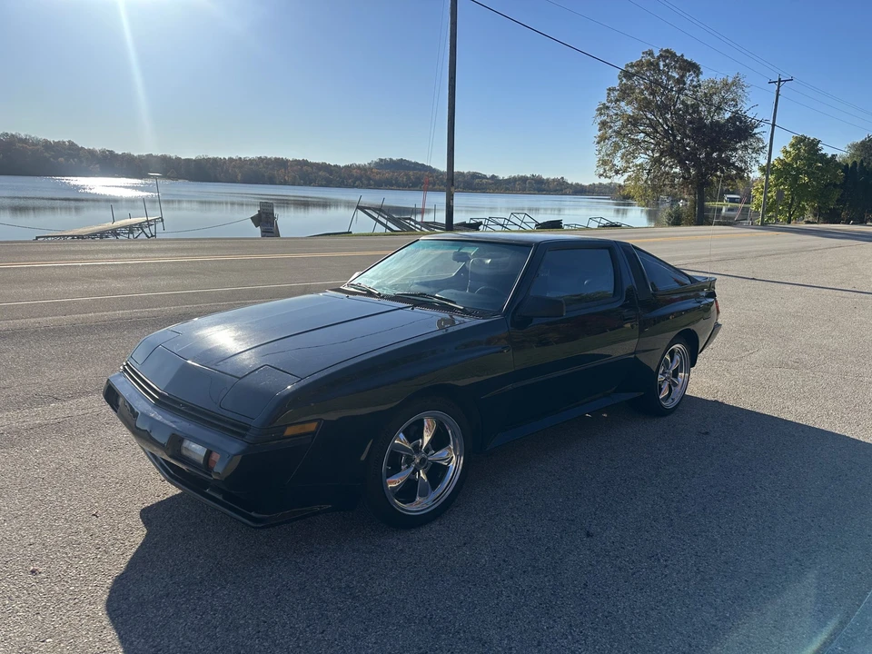 1987 Mitsubishi Starion - Image 10 of 31