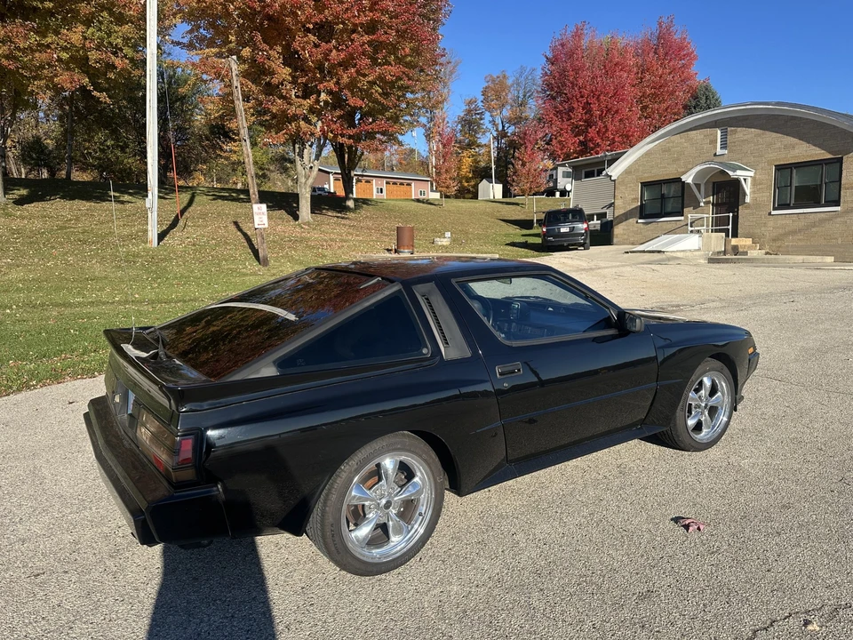 1987 Mitsubishi Starion - Image 15 of 31