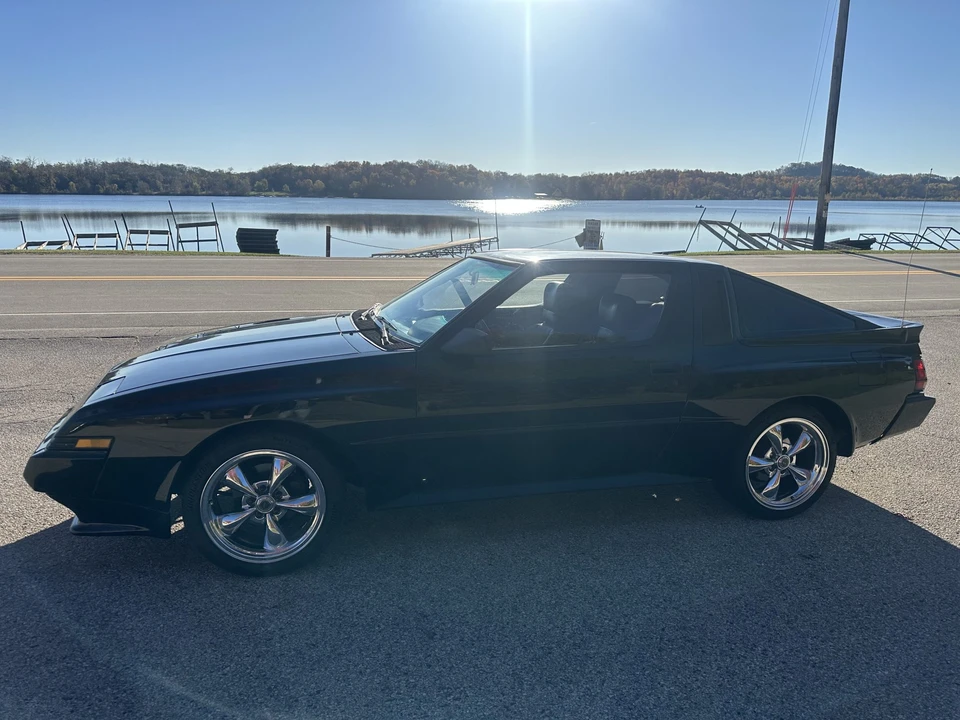 1987 Mitsubishi Starion - Image 12 of 31