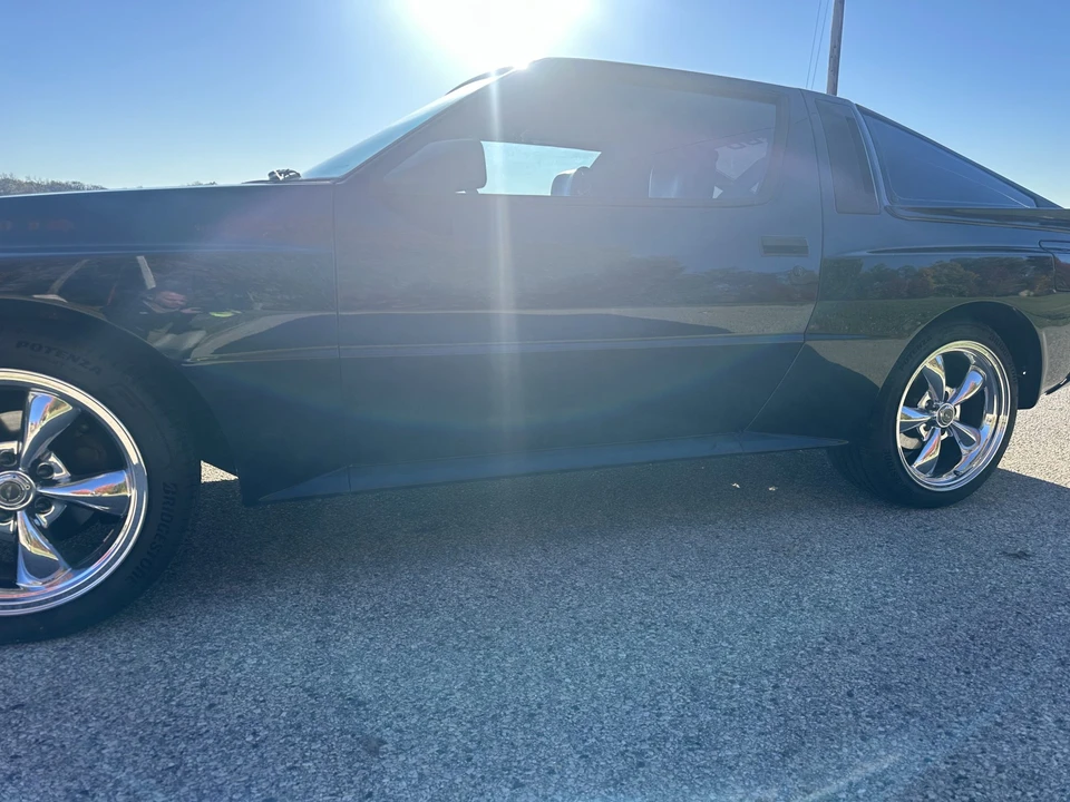 1987 Mitsubishi Starion - Image 21 of 31