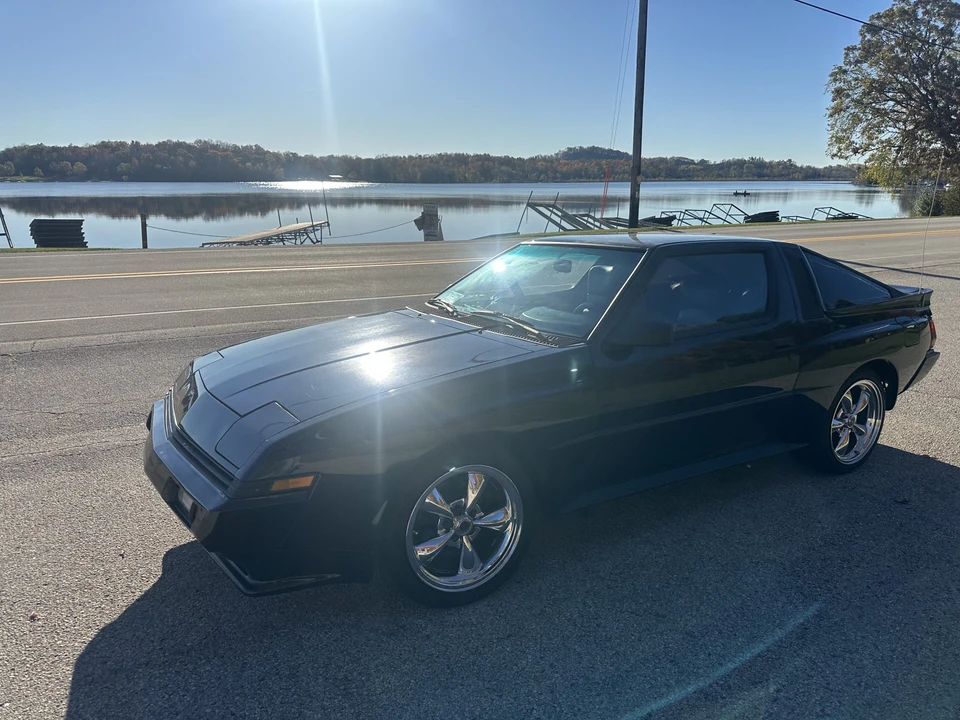 1987 Mitsubishi Starion - Image 11 of 31