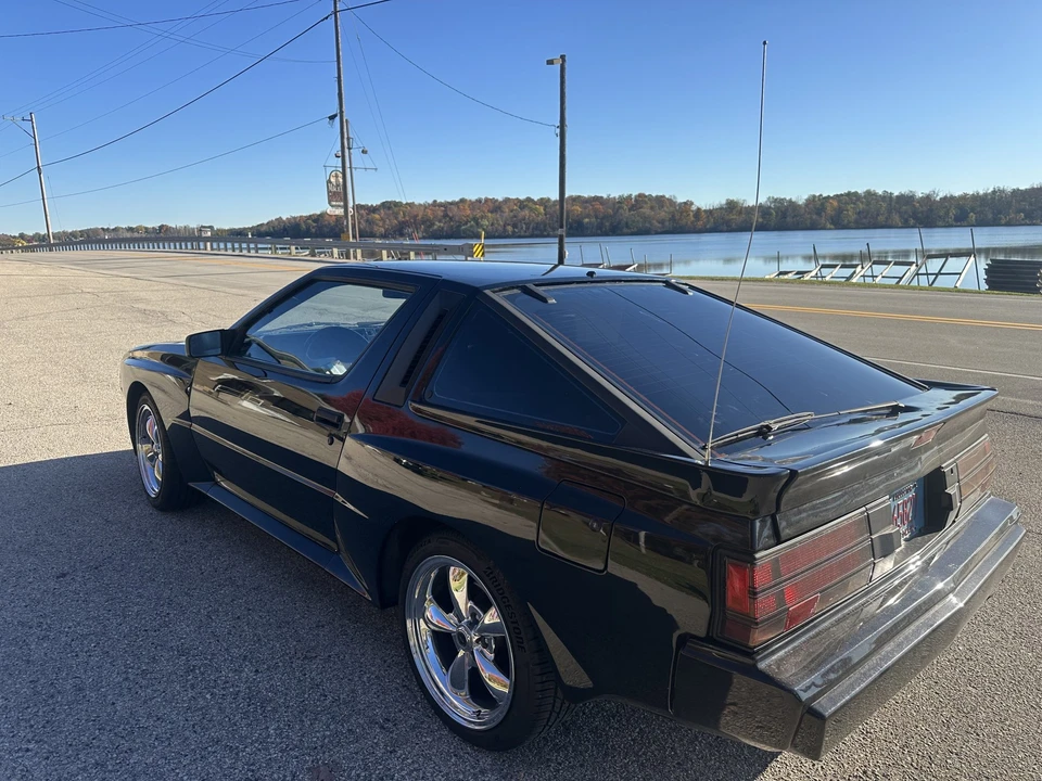 1987 Mitsubishi Starion - Image 13 of 31
