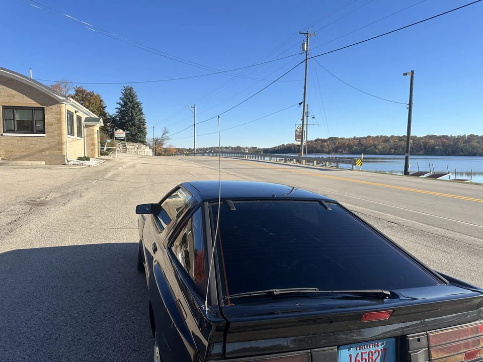 1987 Mitsubishi Starion - Image 24 of 31