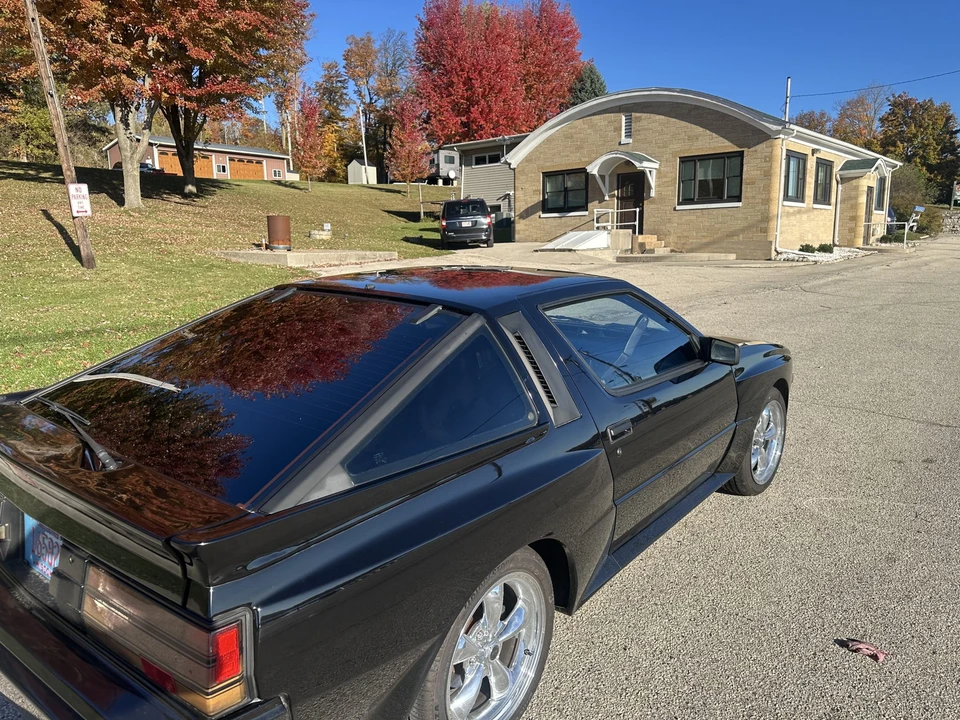 1987 Mitsubishi Starion - Image 27 of 31