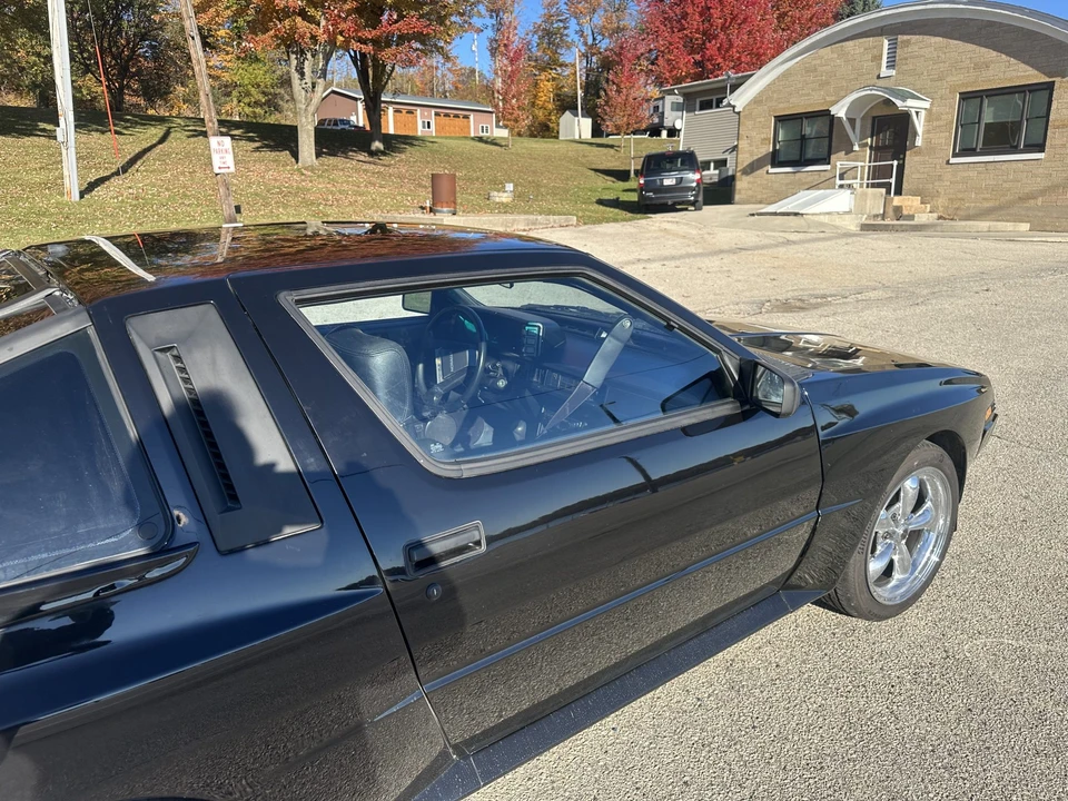 1987 Mitsubishi Starion - Image 30 of 31