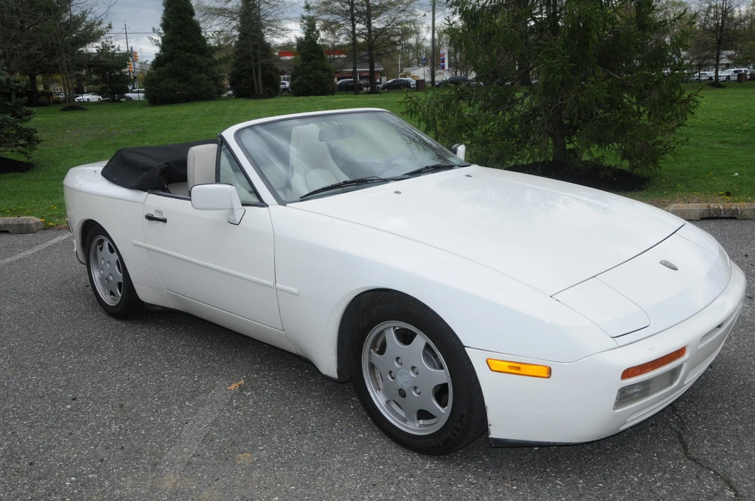 1990 Porsche 944 S2 - Image 13 of 31