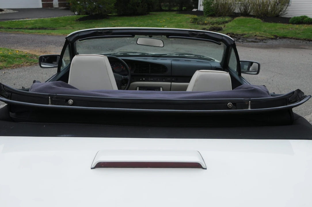 1990 Porsche 944 S2 - Image 25 of 31
