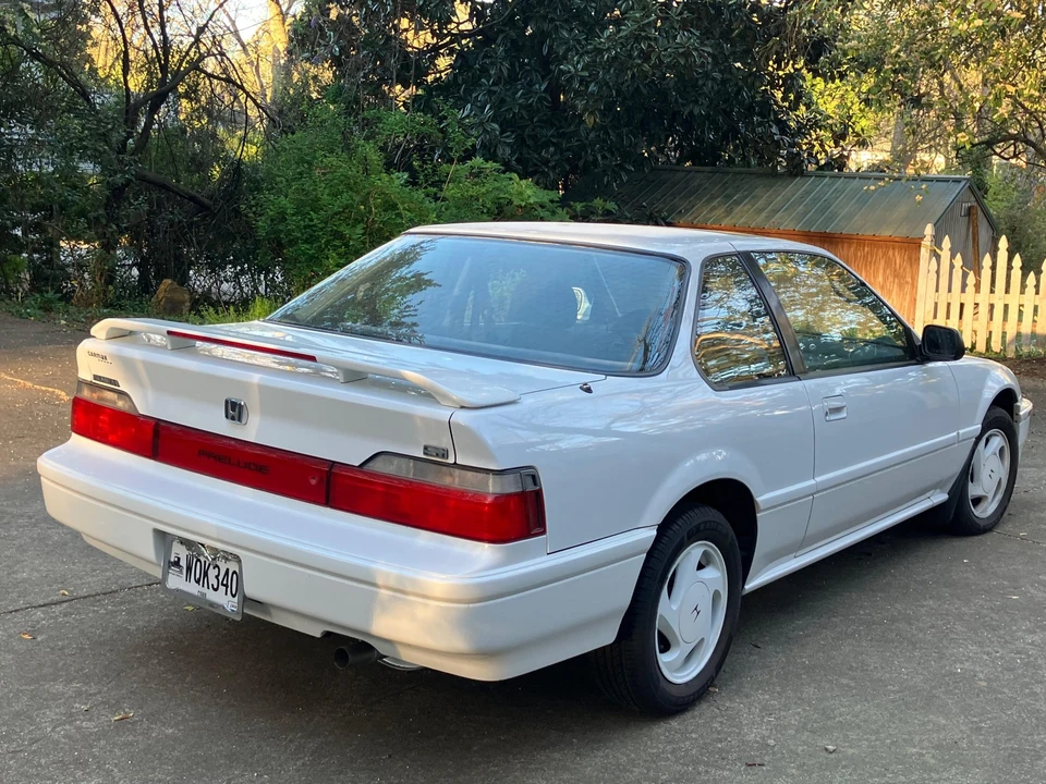 1991 Honda Prelude 3rd Gen - Image 10 of 31