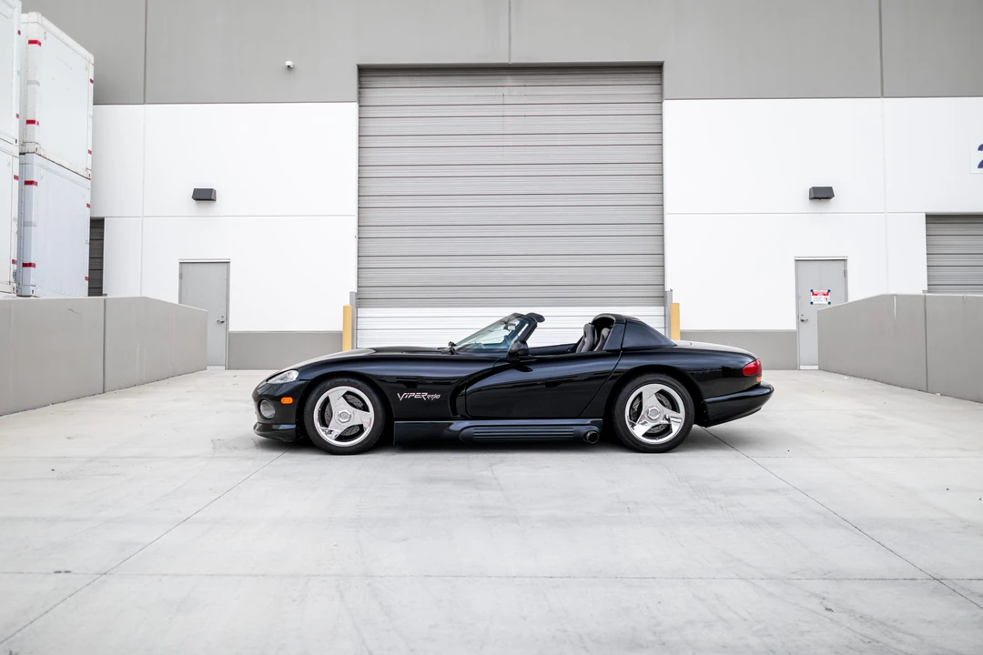 1994 Dodge Viper 1st Gen - Image 2 of 31