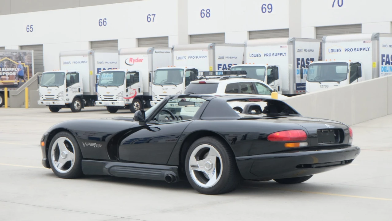 1994 Dodge Viper 1st Gen - Image 23 of 31