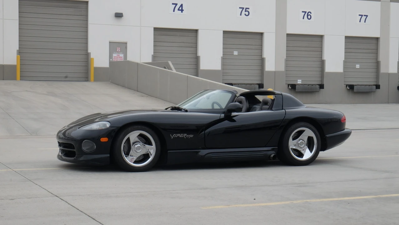 1994 Dodge Viper 1st Gen - Image 25 of 31