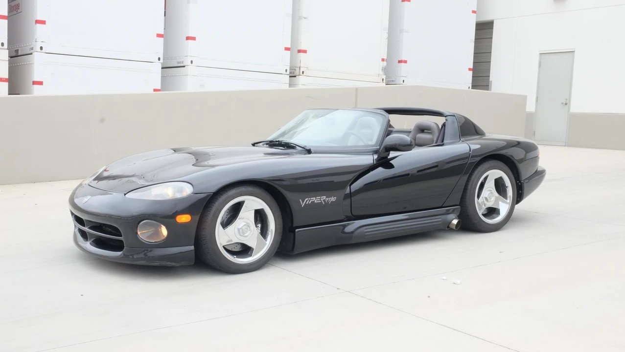 1994 Dodge Viper 1st Gen - Image 9 of 31
