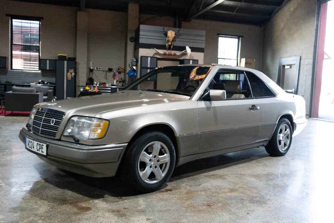 1994 Mercedes-Benz W124 E-Class - Image 3 of 31