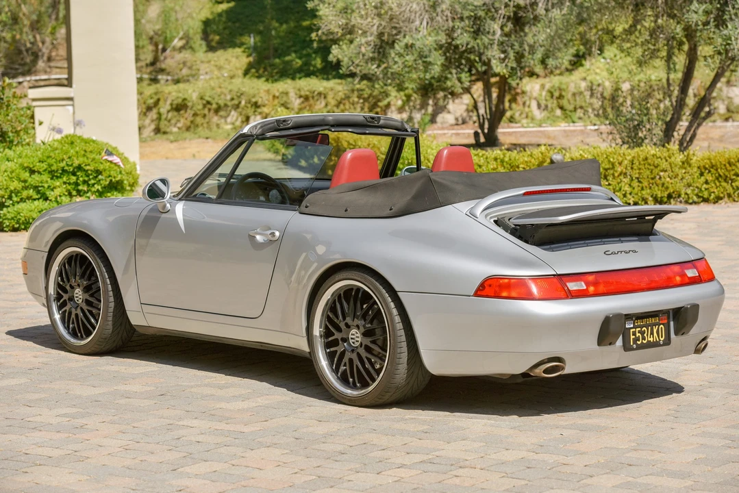 1995 Porsche 993 Carrera - Image 8 of 31