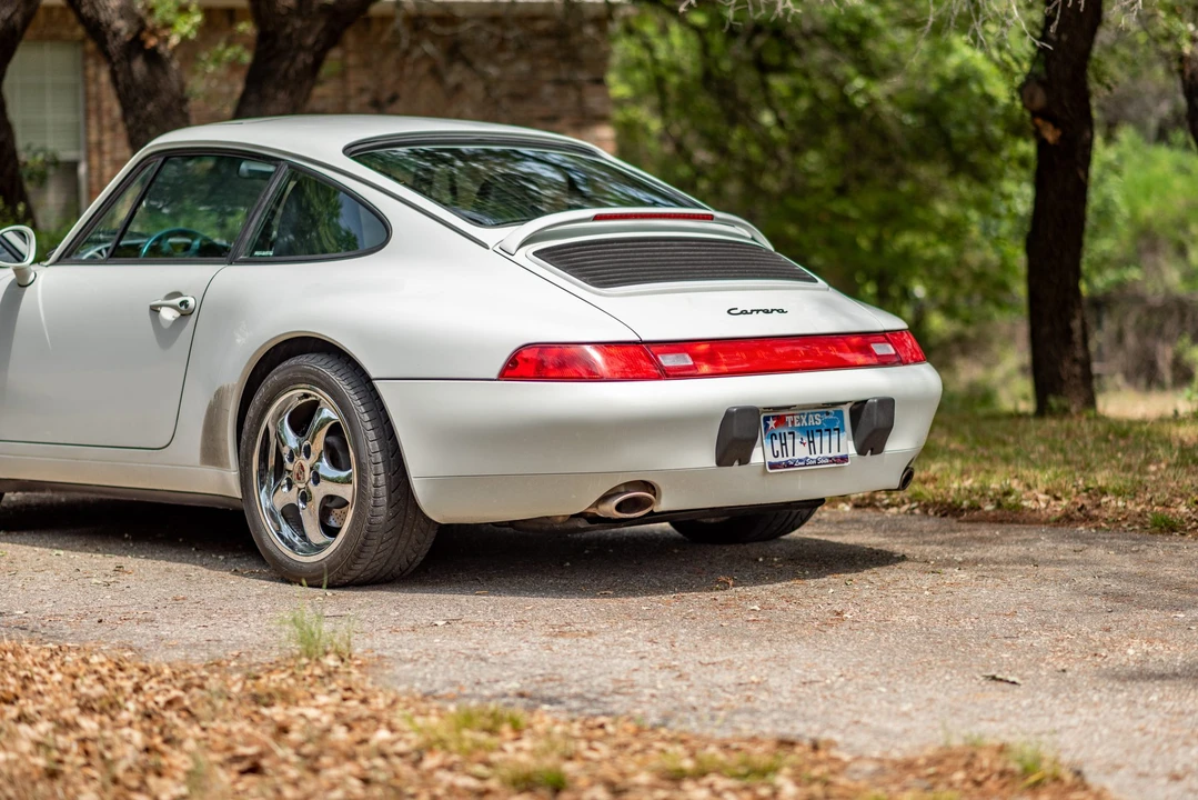 1995 Porsche 993 Carrera - Image 18 of 31