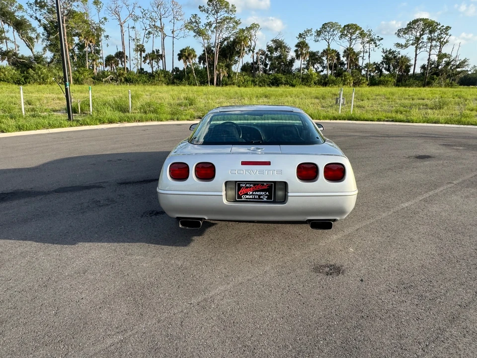 1996 Chevrolet Corvette C4 - Image 5 of 31