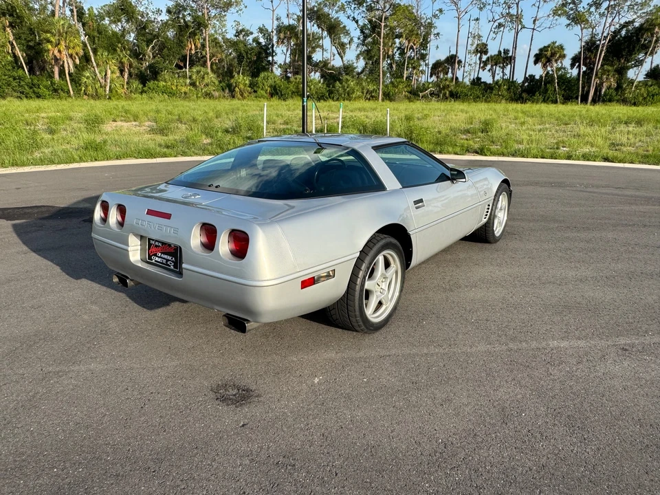 1996 Chevrolet Corvette C4 - Image 8 of 31