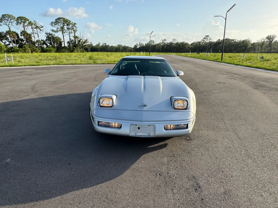 1996 Chevrolet Corvette C4 - Image 16 of 31