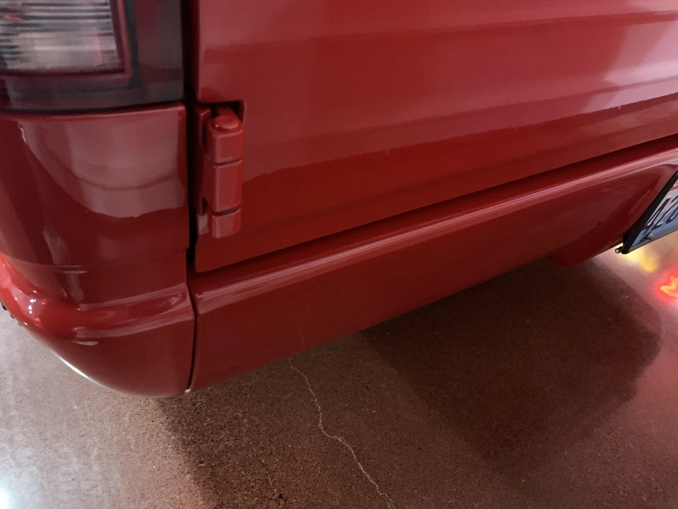 1996 GMC Suburban 8th Gen - Image 27 of 31