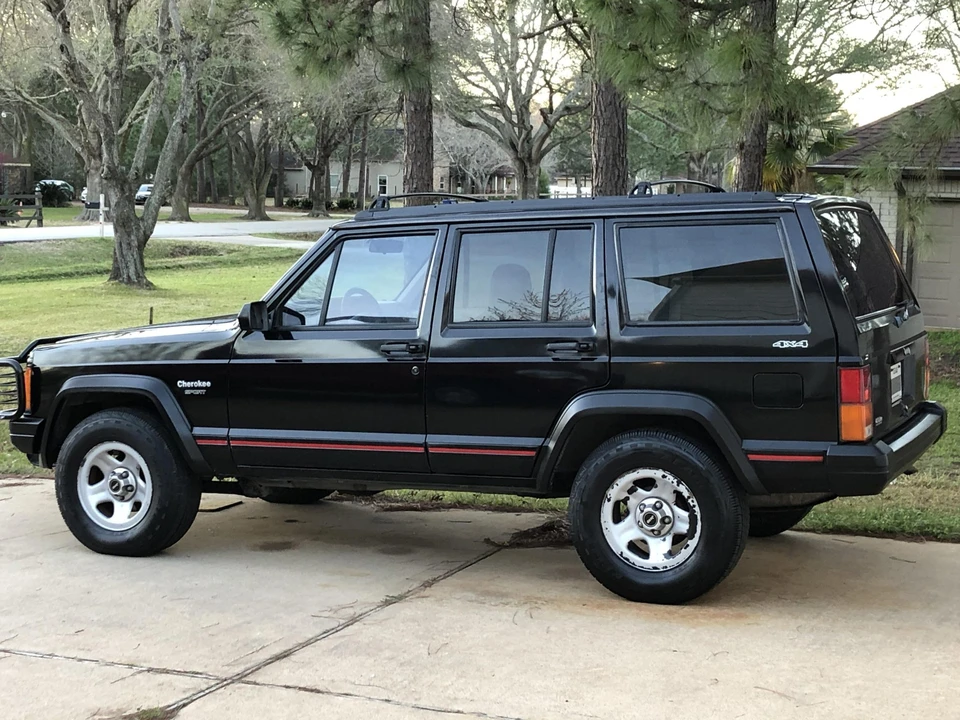 1996 Jeep XJ Cherokee - Image 16 of 31