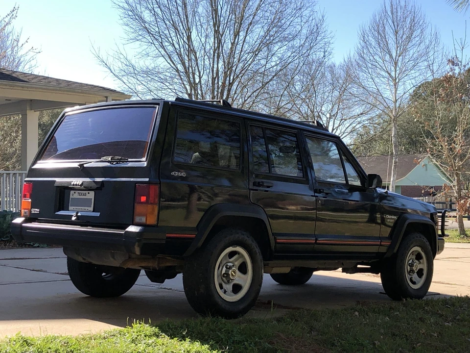 1996 Jeep XJ Cherokee - Image 24 of 31