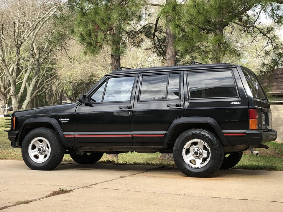 1996 Jeep XJ Cherokee - Image 15 of 31