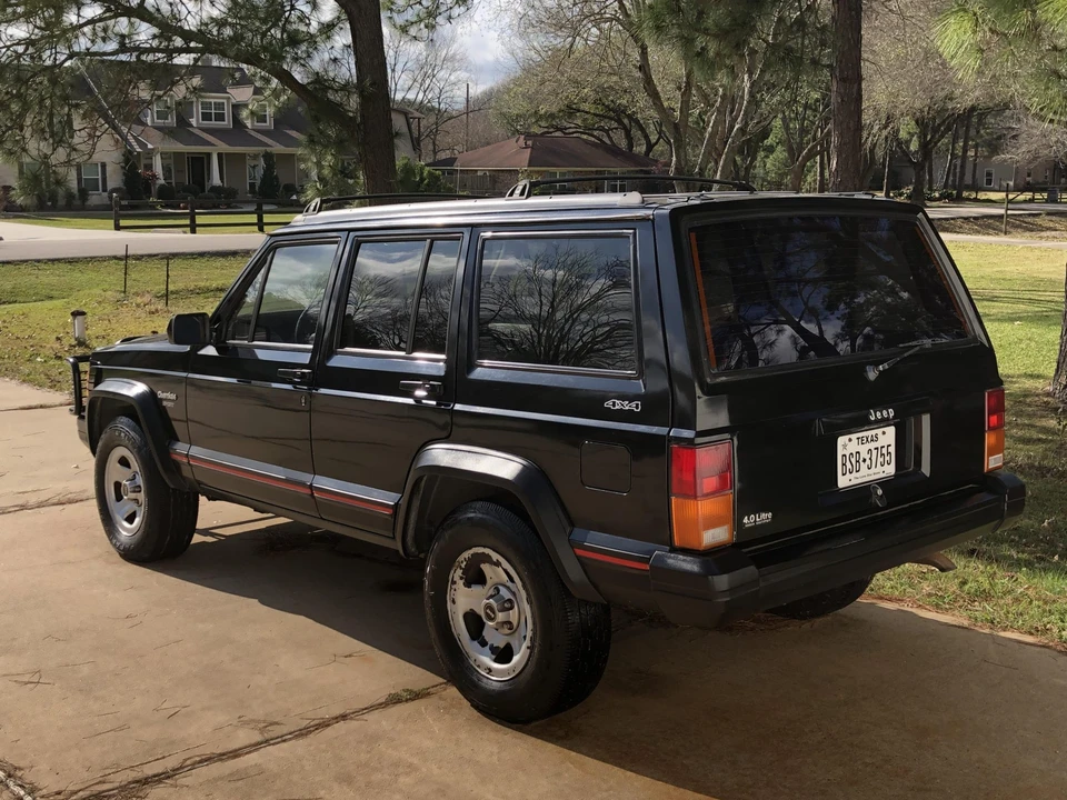 1996 Jeep XJ Cherokee - Image 22 of 31