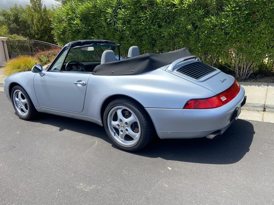 1996 Porsche 993 Carrera - Image 17 of 31