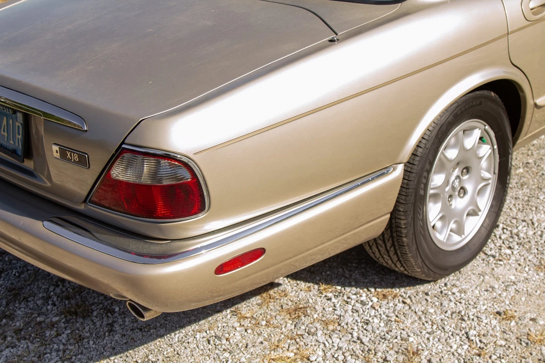 1999 Jaguar X308 XJ - Image 15 of 31