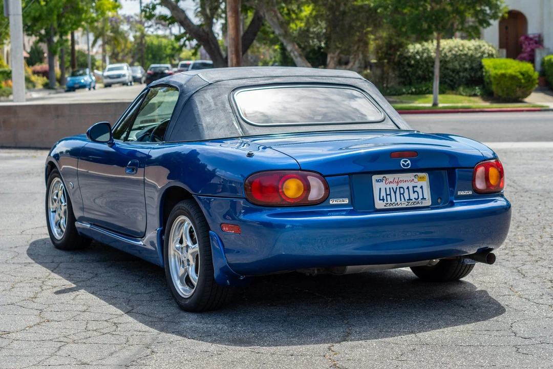 1999 Mazda NB MX-5 Miata - Image 12 of 31