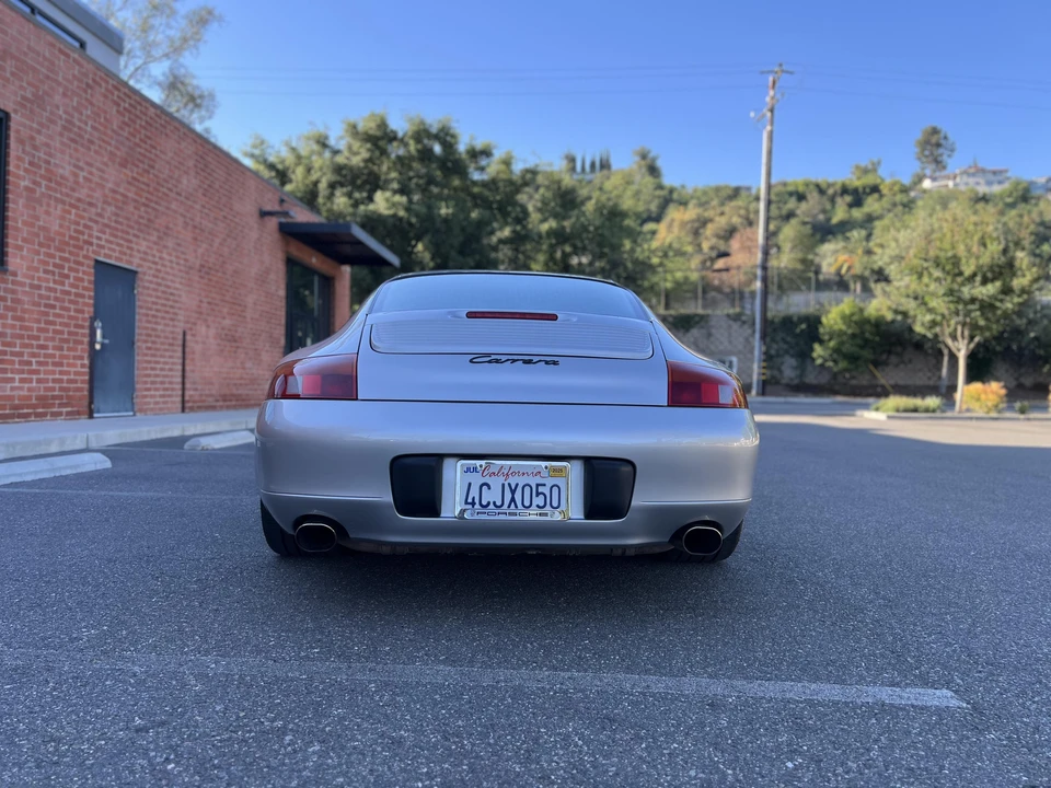 1999 Porsche 996 Carrera - Image 12 of 31