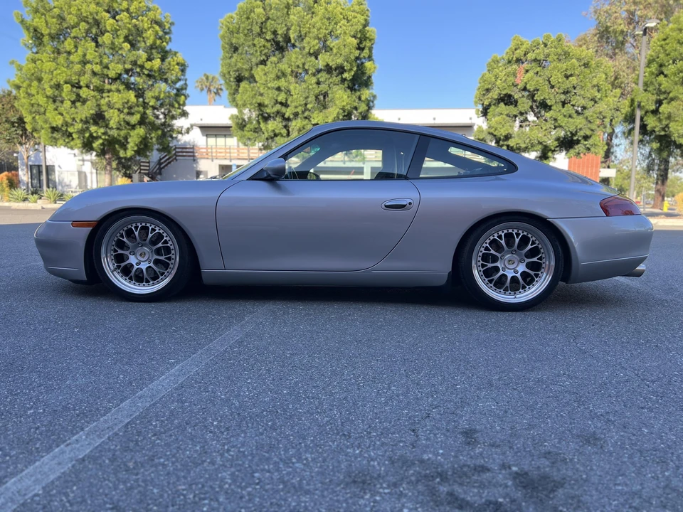 1999 Porsche 996 Carrera - Image 14 of 31