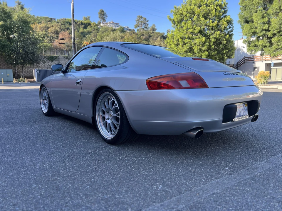 1999 Porsche 996 Carrera - Image 13 of 31