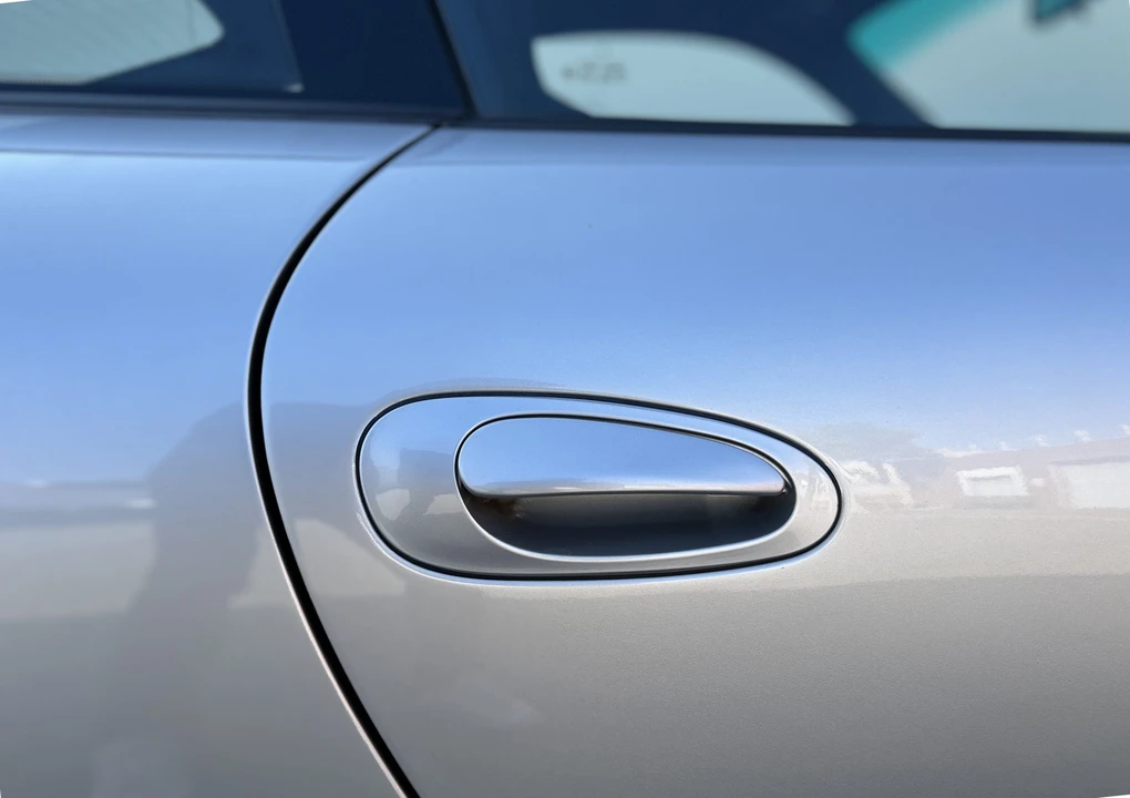 1999 Porsche 996 Carrera - Image 22 of 31