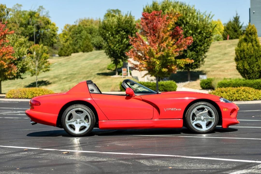 2000 Dodge Viper 2nd Gen - Image 5 of 31